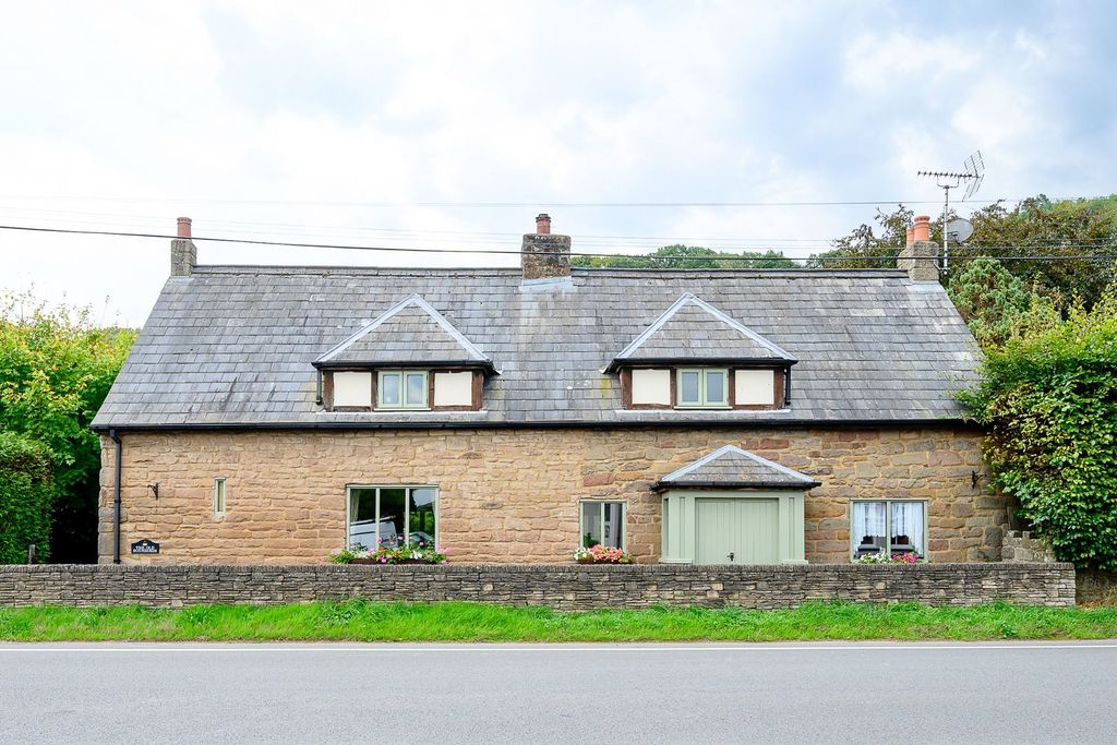 Property photo 1 of 16