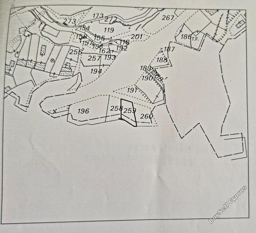 Property photo 3 of 3
