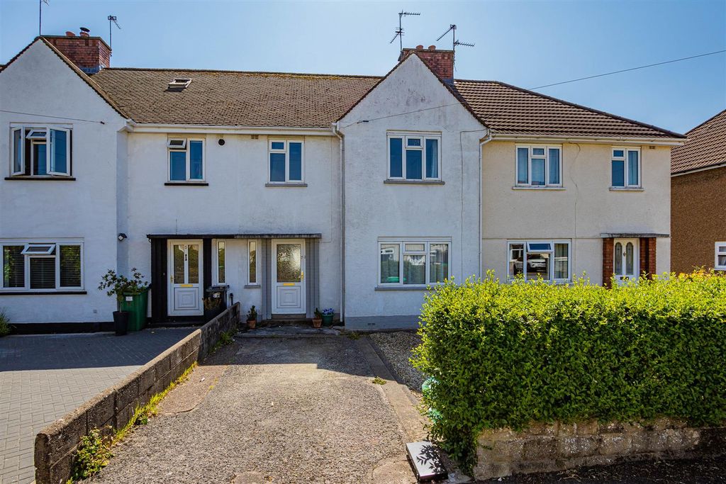 Property photo 1 of 14 Cornelly Close 7 (1 Of 14).Jpg
