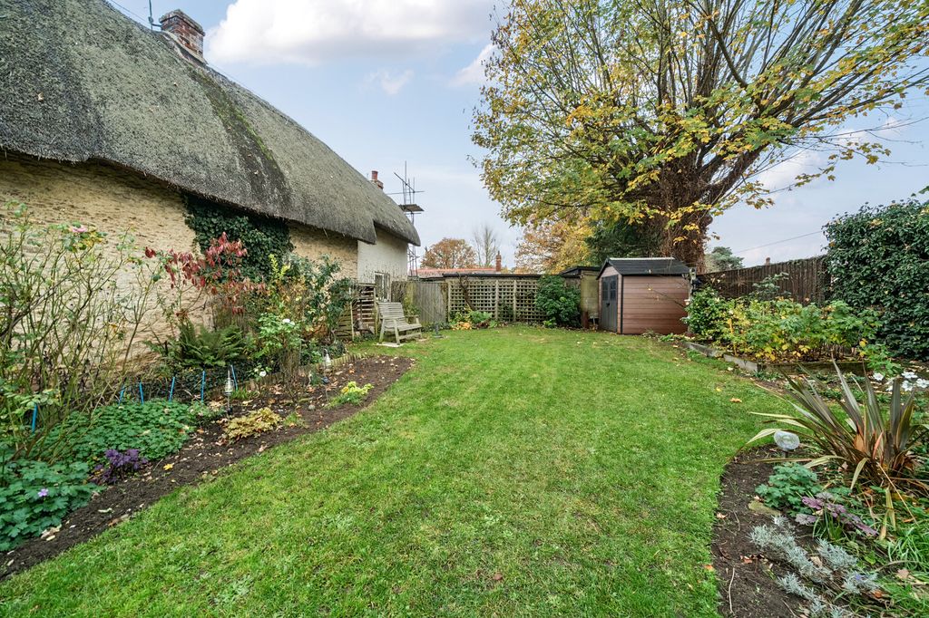 Property photo 2 of 19