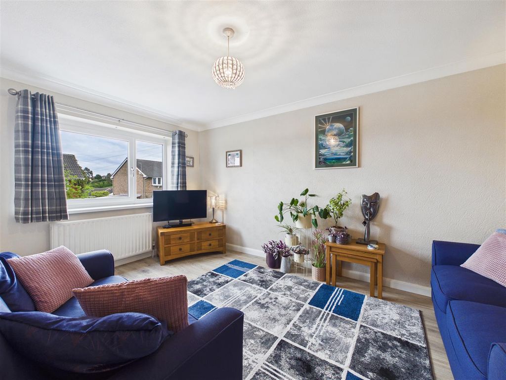 Property photo 2 of 15 Cam05476G0-Pr0185-Still010.Jpg