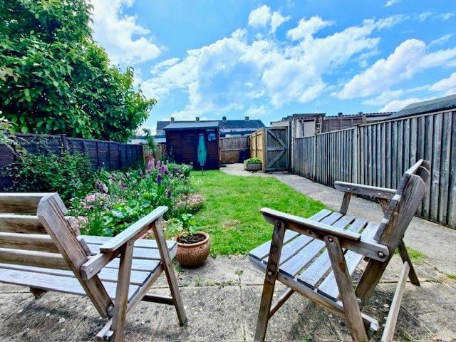 Property photo 2 of 11 Garden