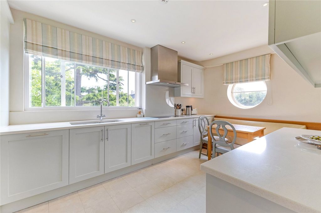 Property photo 1 of 16 Kitchen