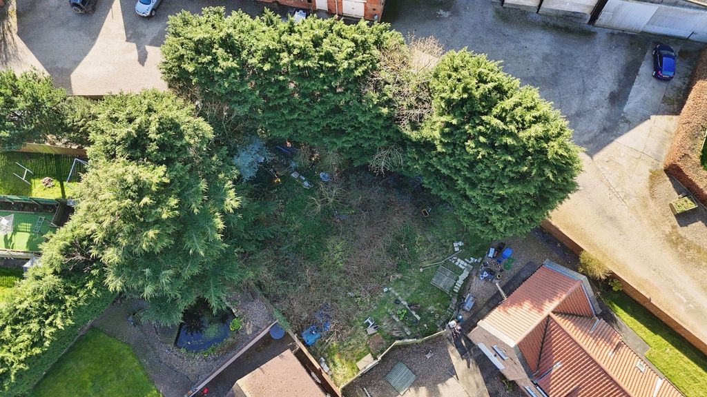 Property photo 1 of 4 4931201