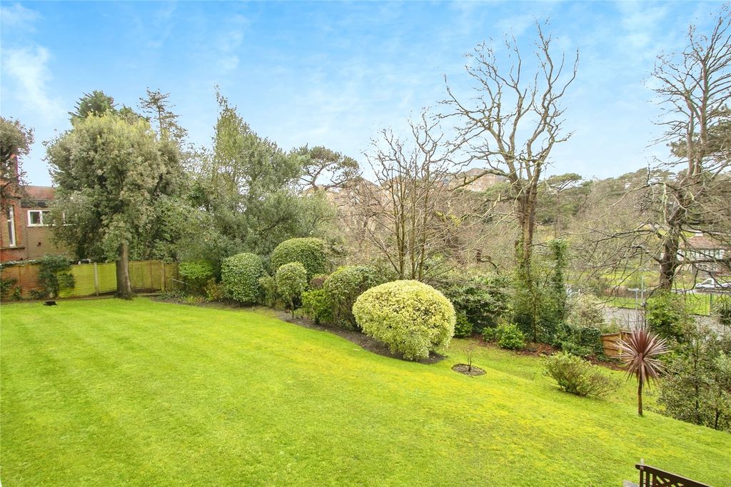 Property photo 3 of 15 Picture No. 03