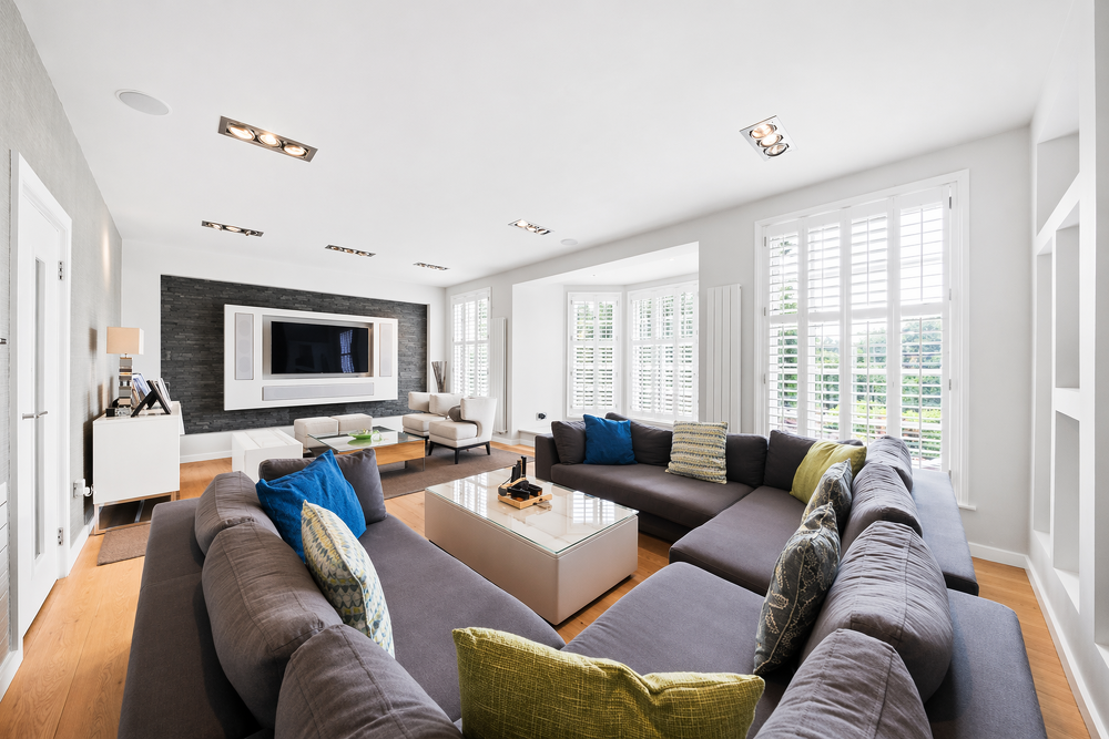 Property photo 1 of 5