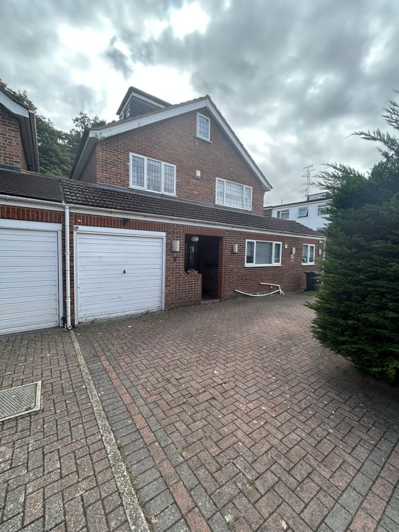 Property photo 1 of 27