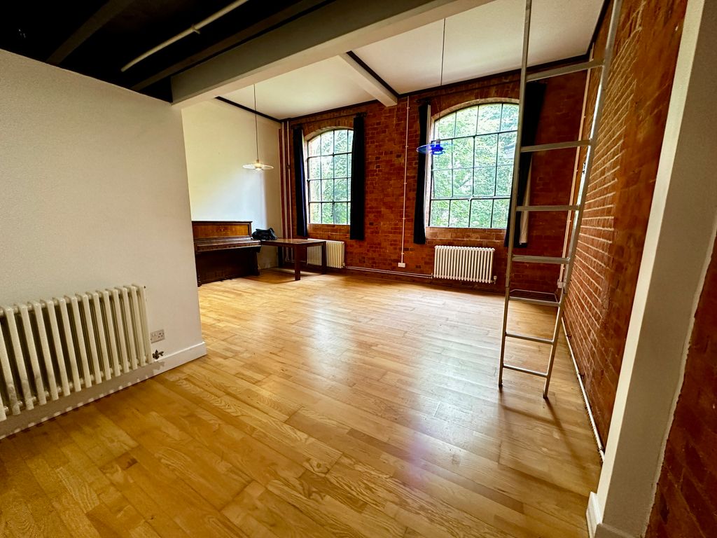Property photo 2 of 10 Img_1229.Jpg