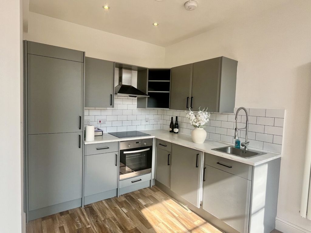 Property photo 2 of 3