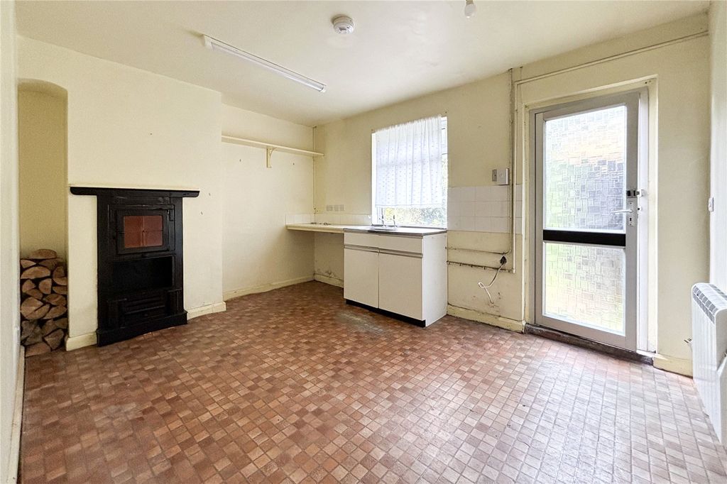 Property photo 3 of 9 Picture No. 13