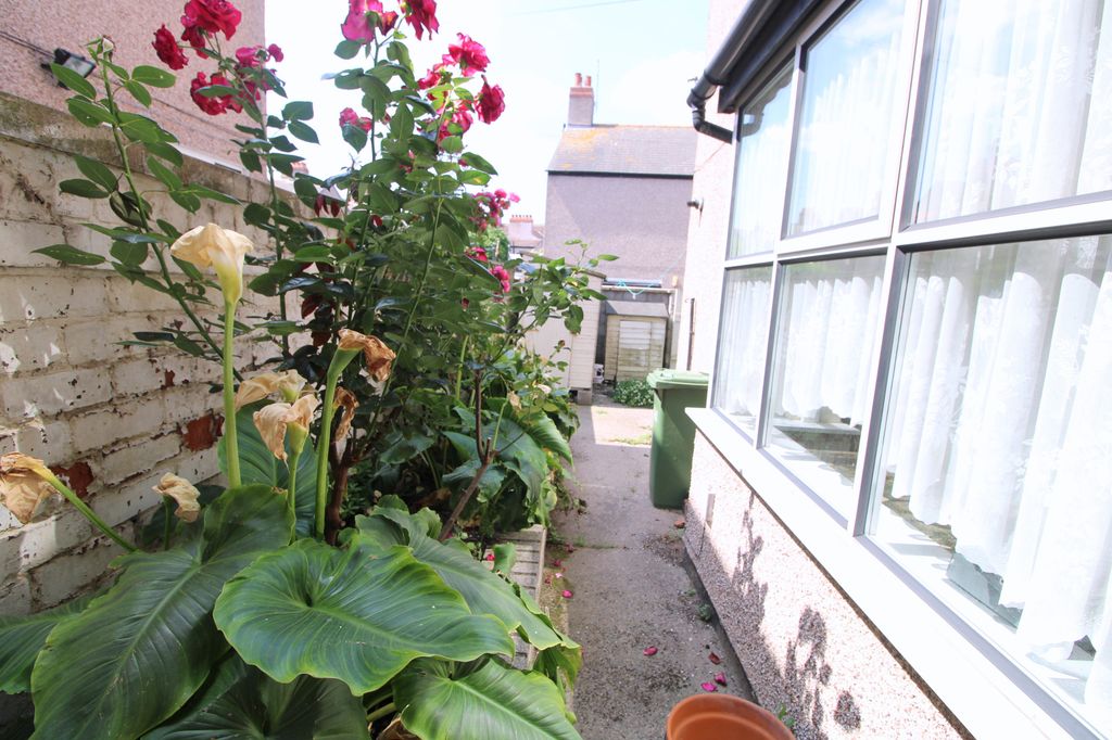 Additional image 25 of 4 bed terraced house for salePalace Avenue, Rhyl LL18
