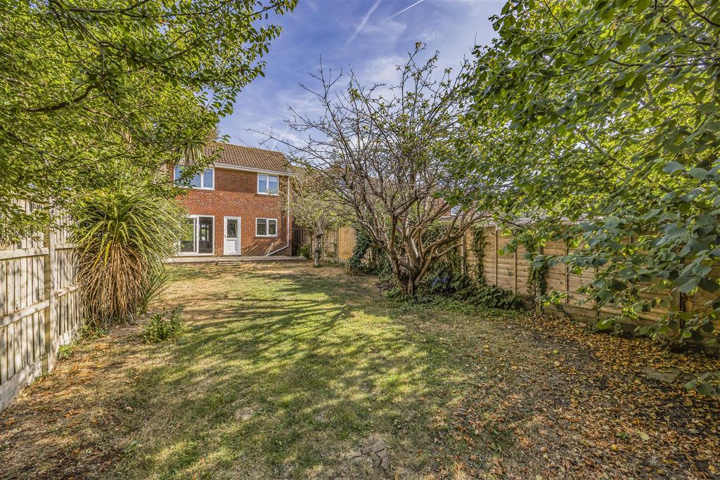 Property photo 2 of 10 Brook Gardens, Emsworth-Porticomarketing-Nexa-23.J