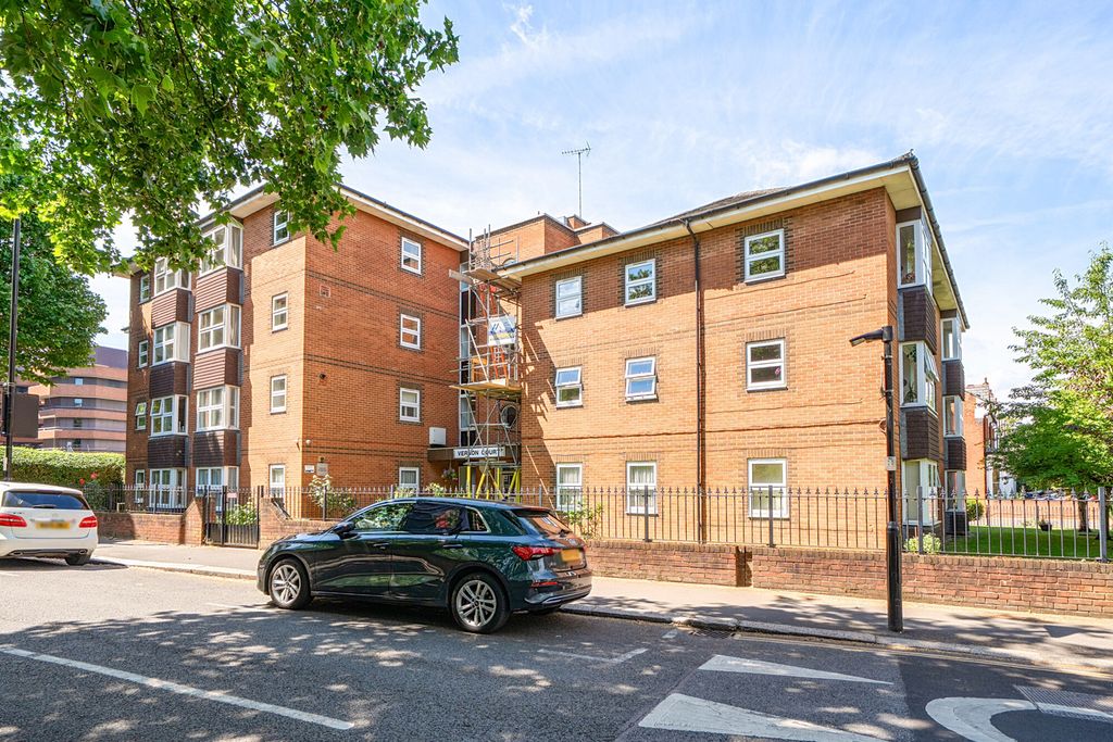 Property photo 1 of 15 1479584-2-6A31260...