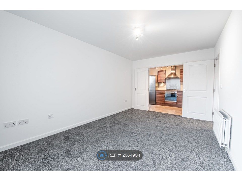 Property photo 2 of 11 Large Open Living Room