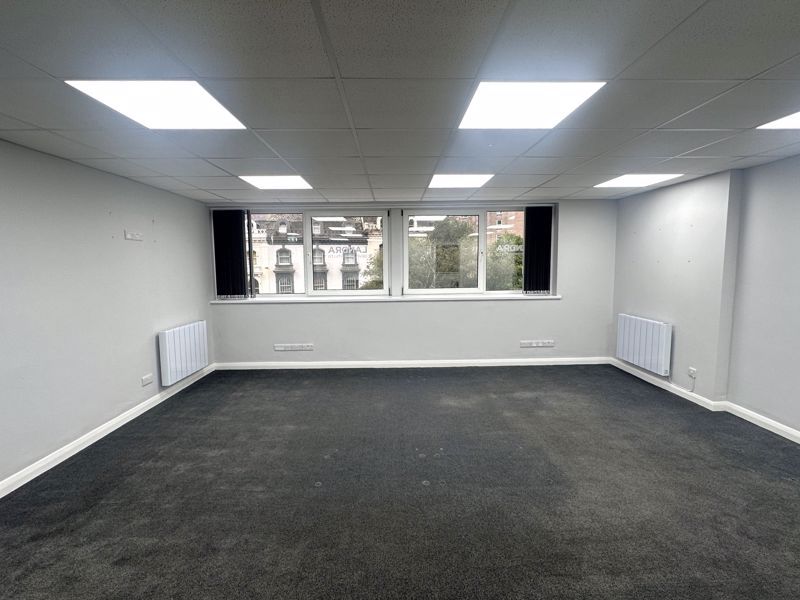 Property photo 3 of 7 Photo 4