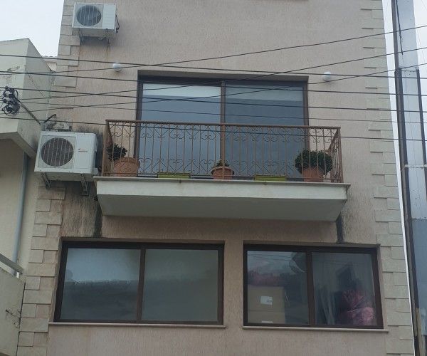 Property photo 1 of 1