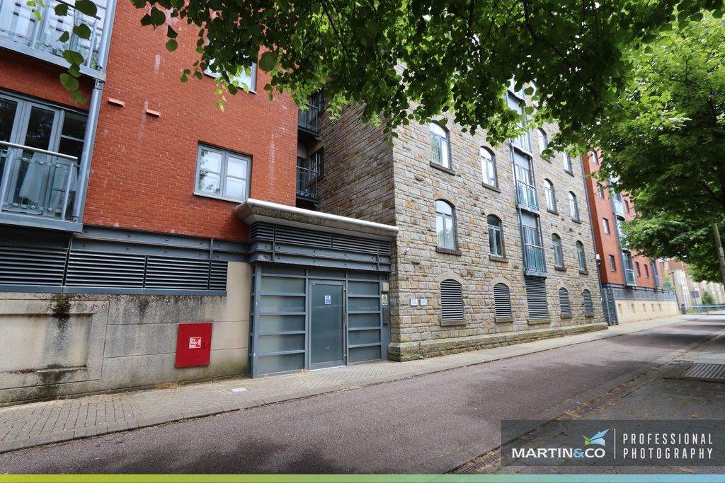 Property photo 2 of 11 Img_8424