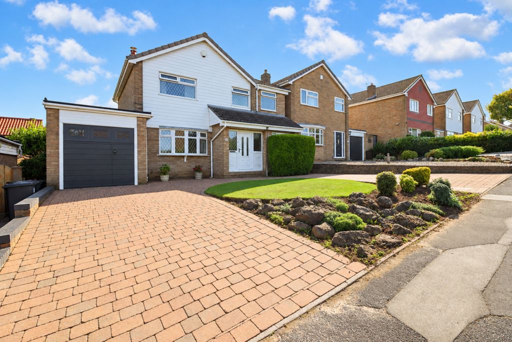 Property photo 1 of 17