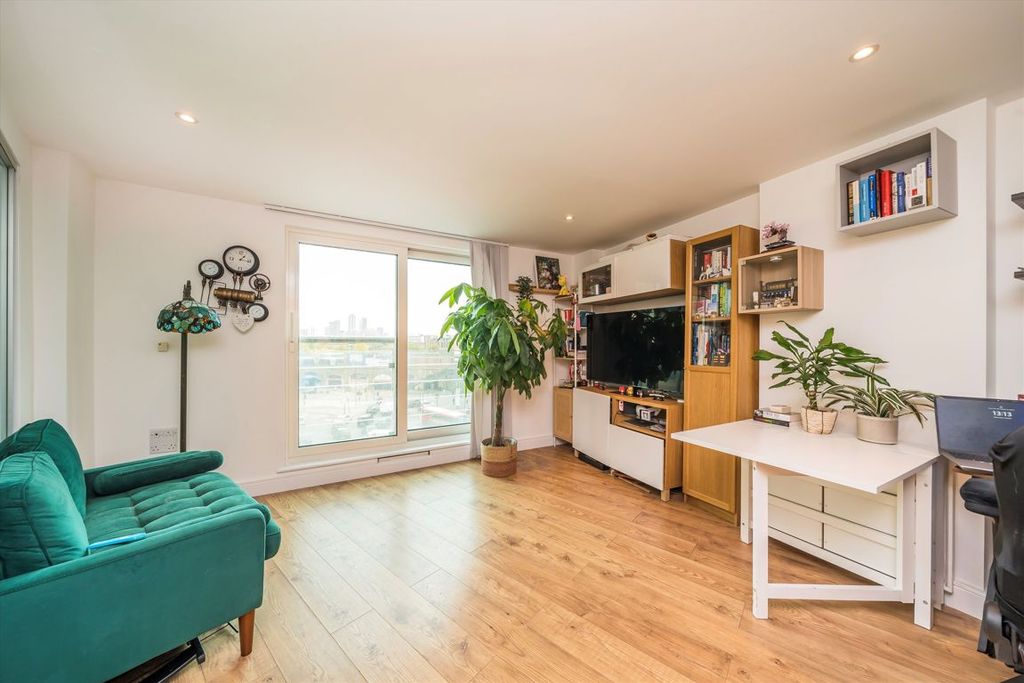 Property photo 1 of 4