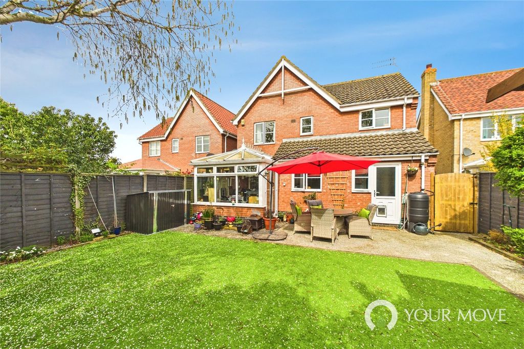Property photo 1 of 27 Picture No. 04