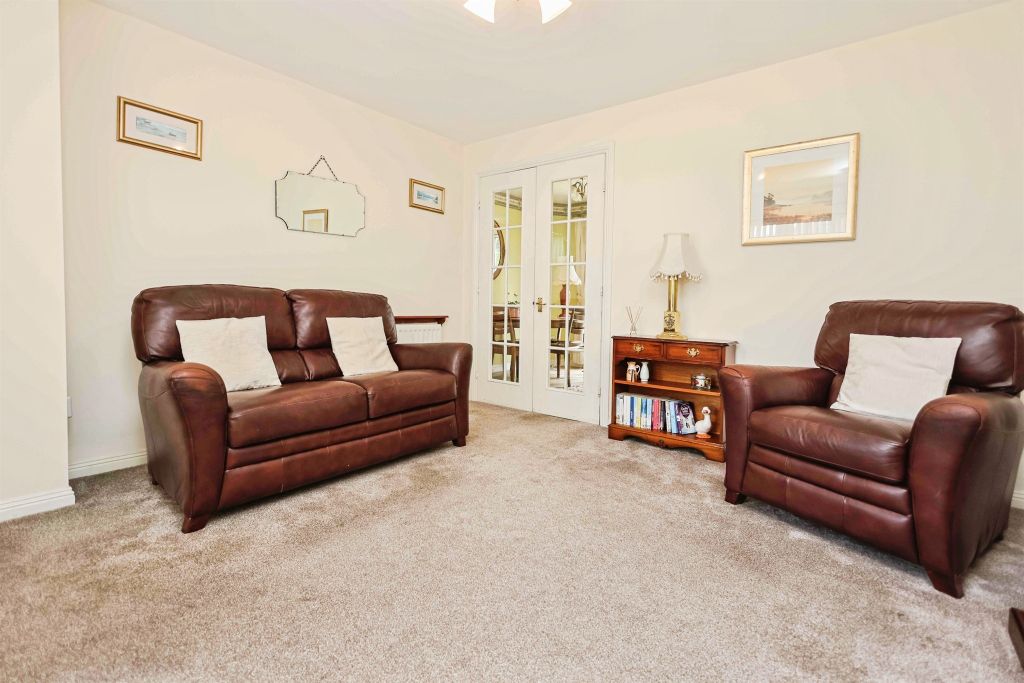Property photo 3 of 19