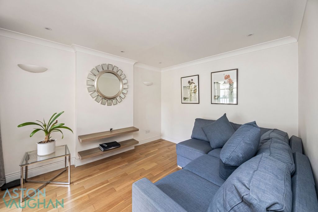 Property photo 3 of 26 4898552