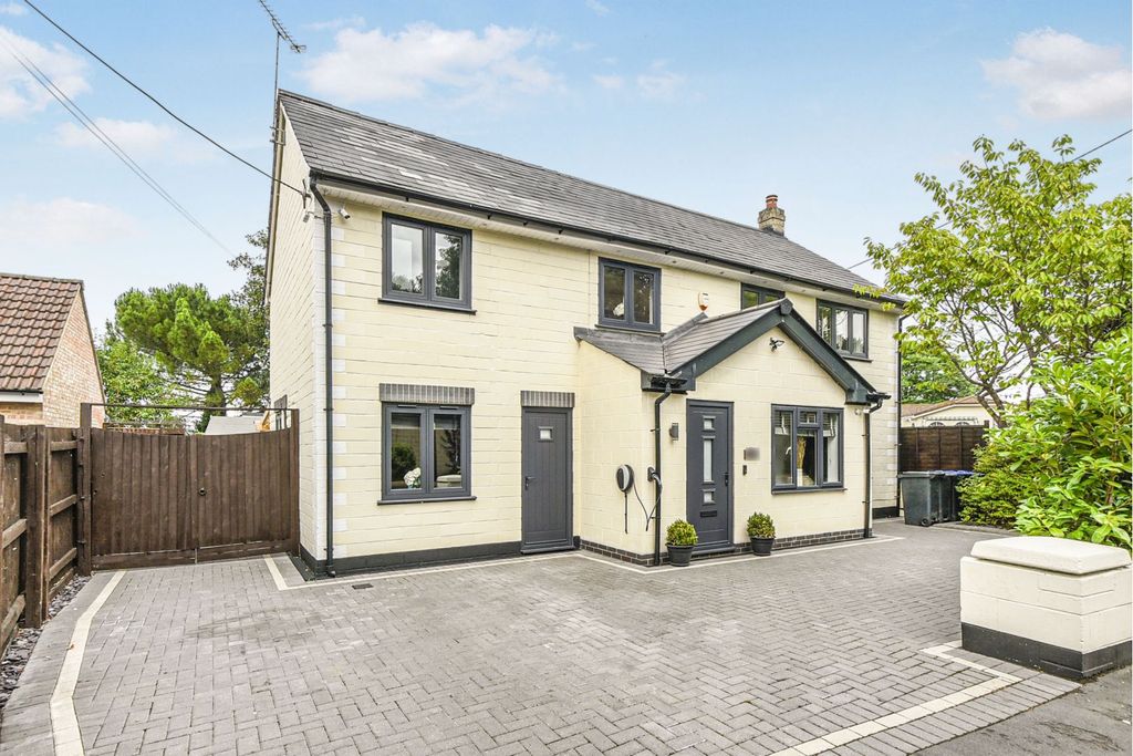 Property photo 1 of 23