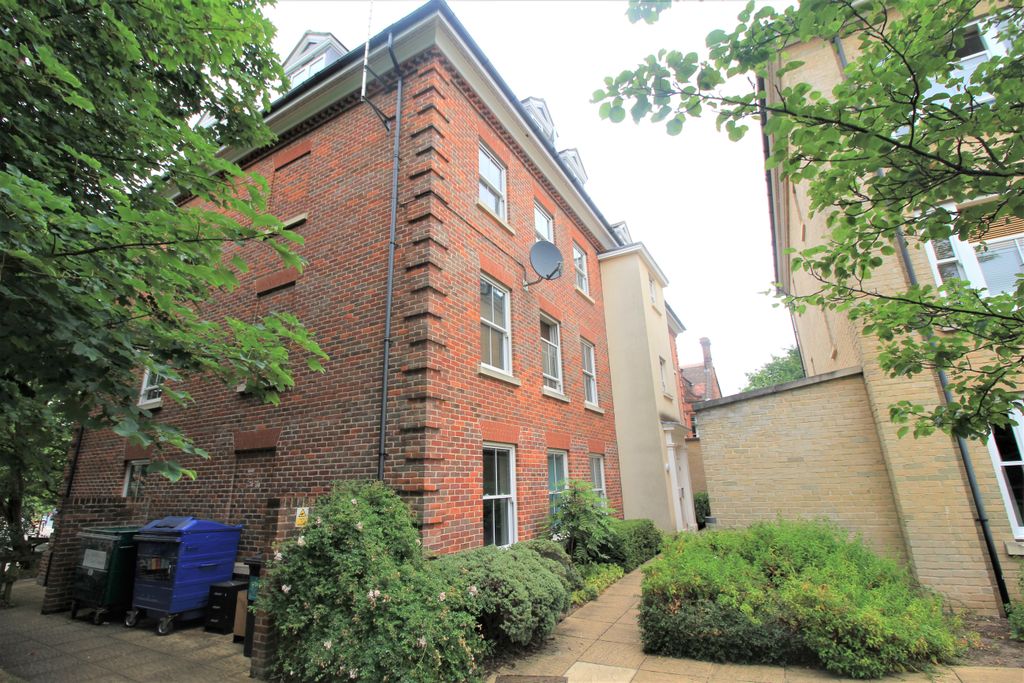 Property photo 1 of 7