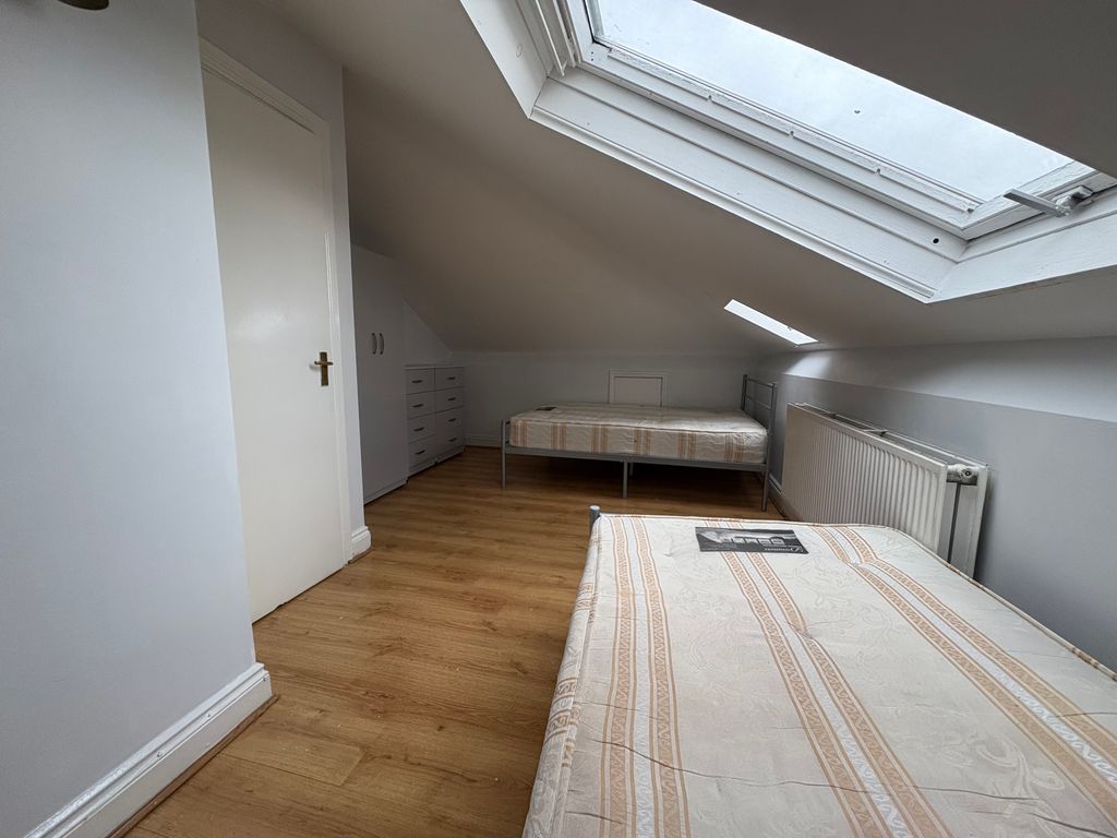 Property photo 3 of 7 Img_0210