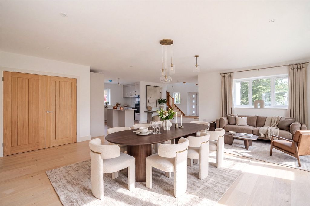 Property photo 2 of 19 Cgi Dressed