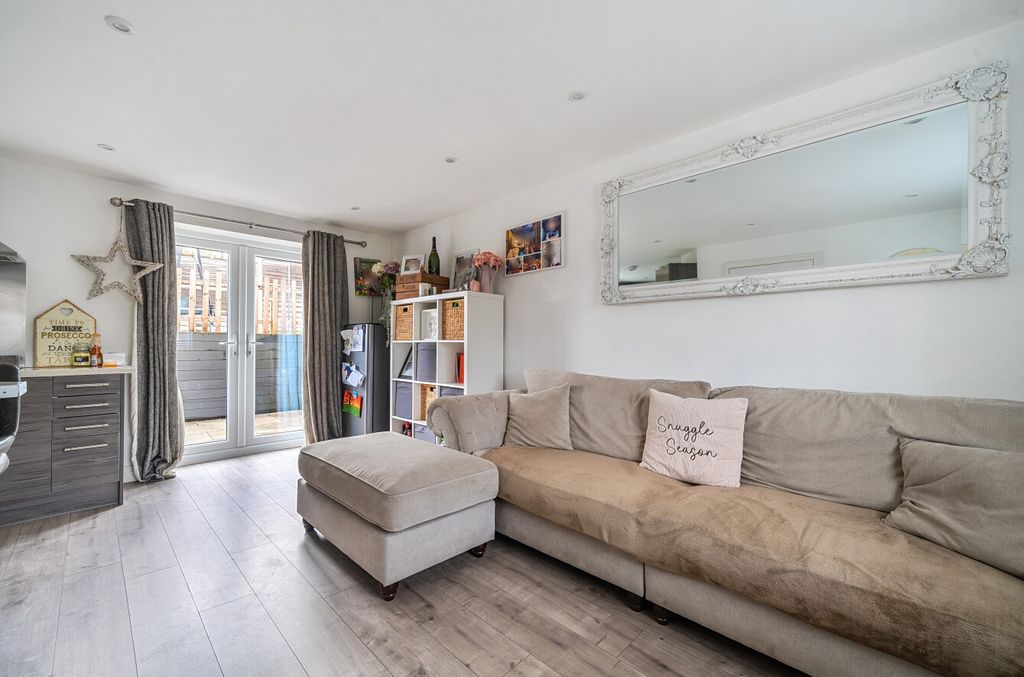 Property photo 2 of 23 1383622-11-69246A...