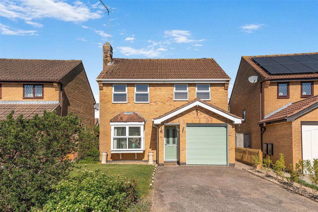 Property photo 1 of 14 36 Winchester Close, Banbury-1.Jpg
