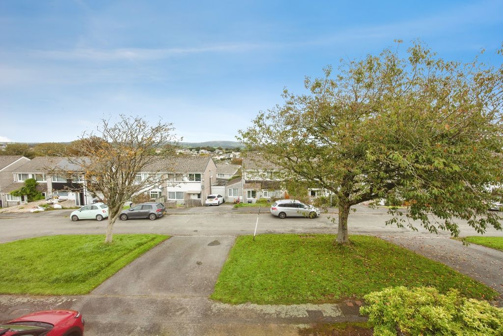 Property photo 2 of 18 Pbox-Img.Jpg