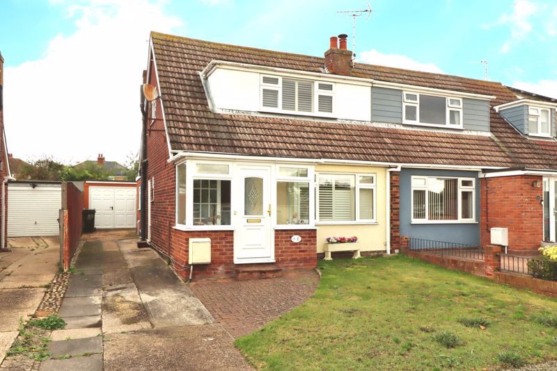 Property photo 1 of 26 Elizabeth Way