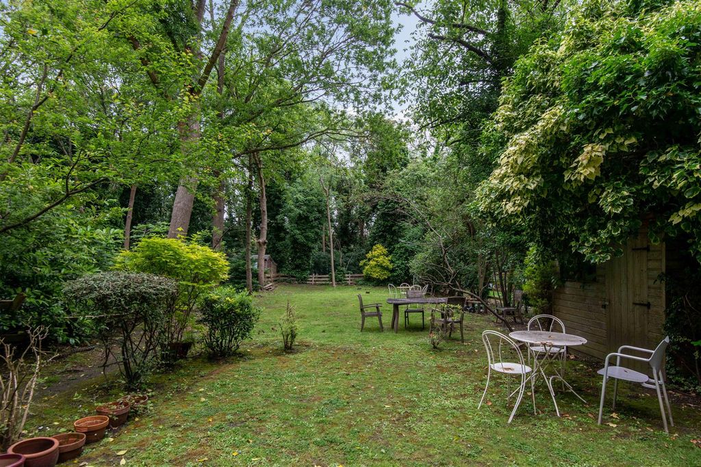 Property photo 3 of 10