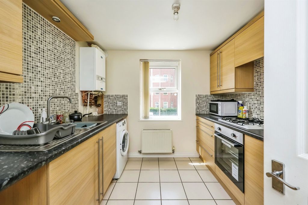 Additional image 14 of 2 bed flat for salePalmerston Road, Ilkeston DE7
