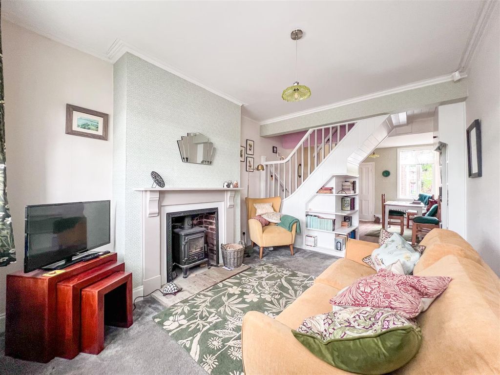 Property photo 3 of 22 Sitting Room