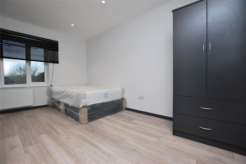 Property photo 3 of 19 Picture No. 36