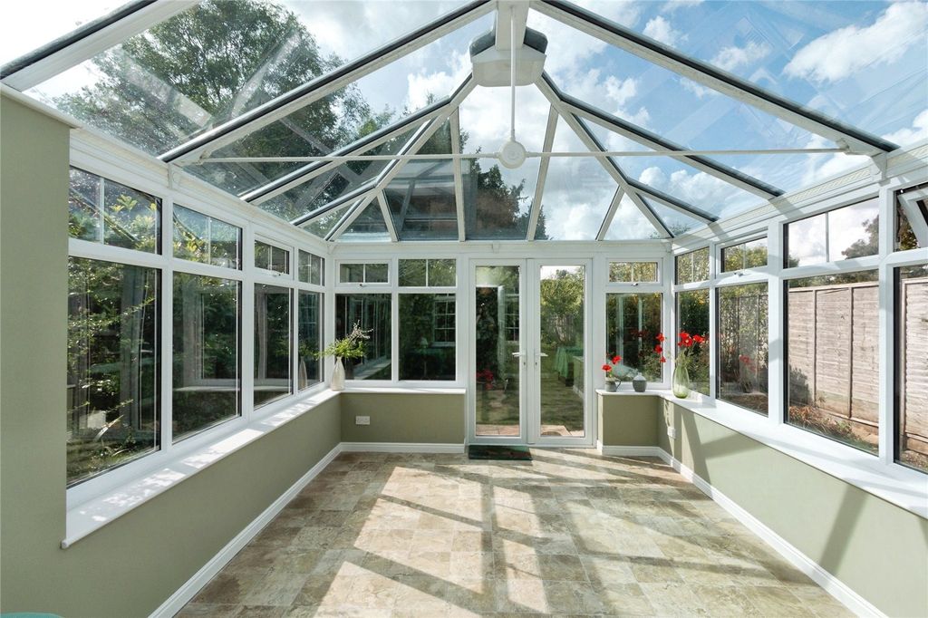 Property photo 3 of 23 Picture No. 22