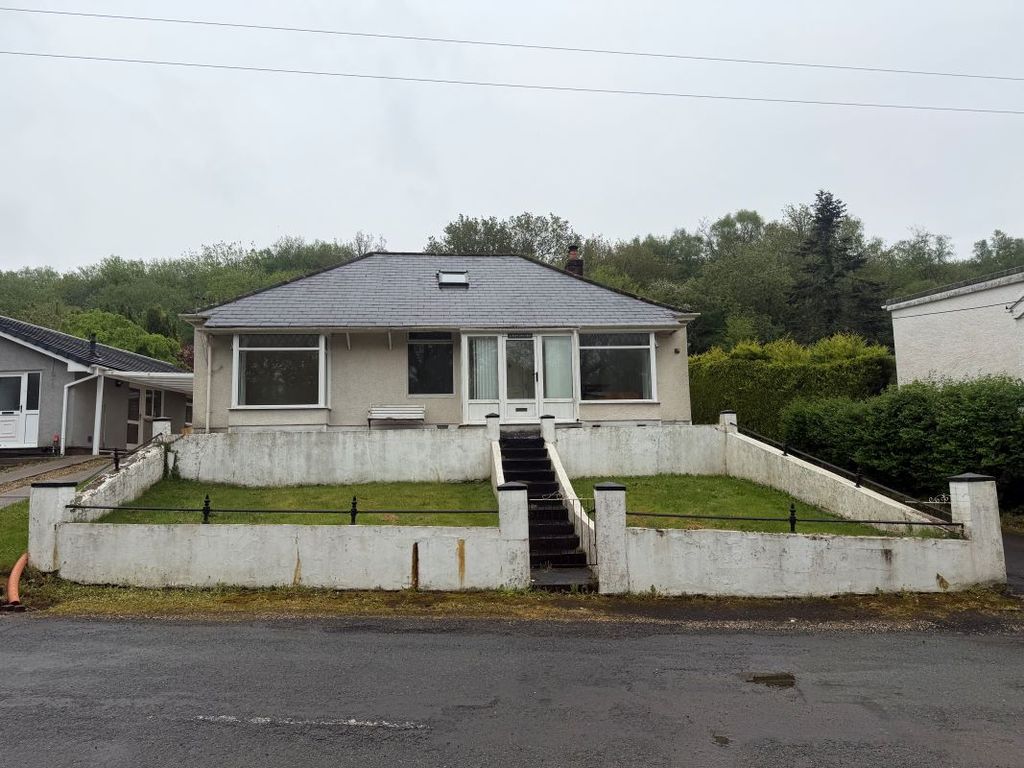 Property photo 1 of 27