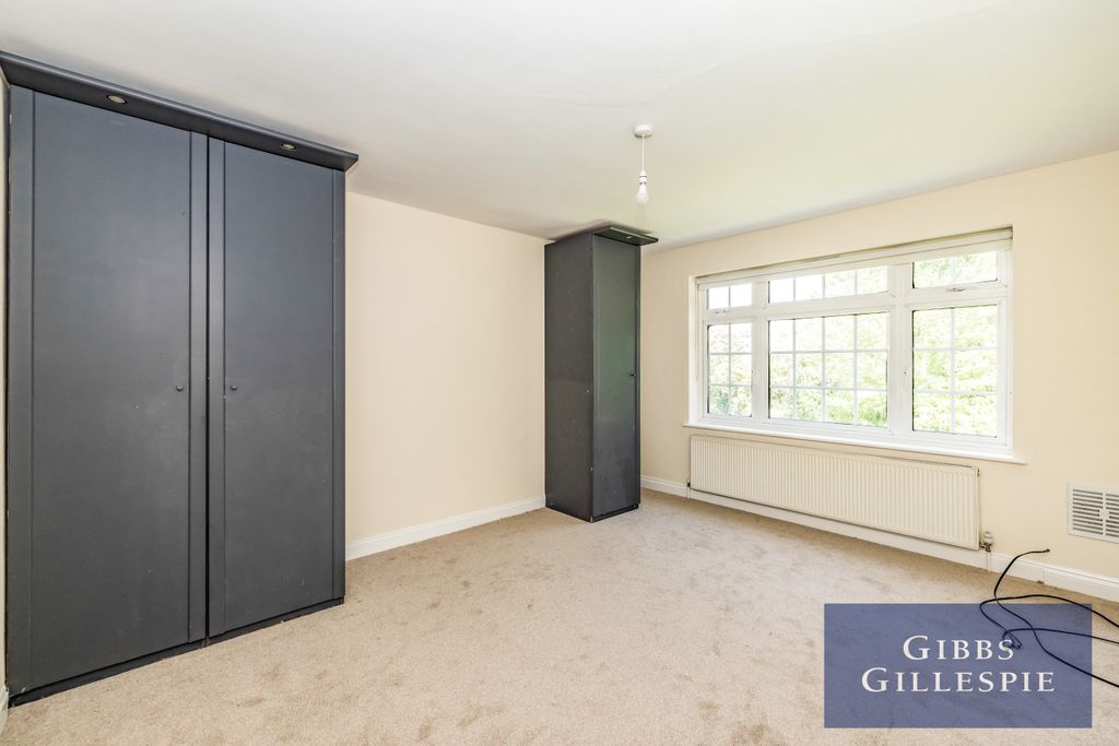 Property photo 3 of 10 3