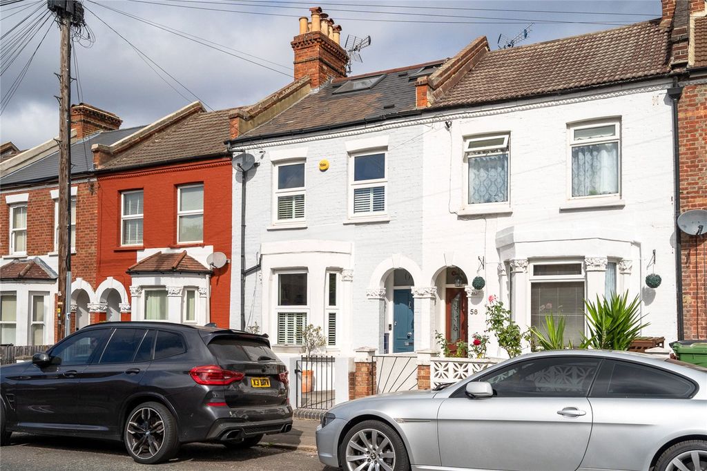 Property photo 2 of 25 Picture No. 37