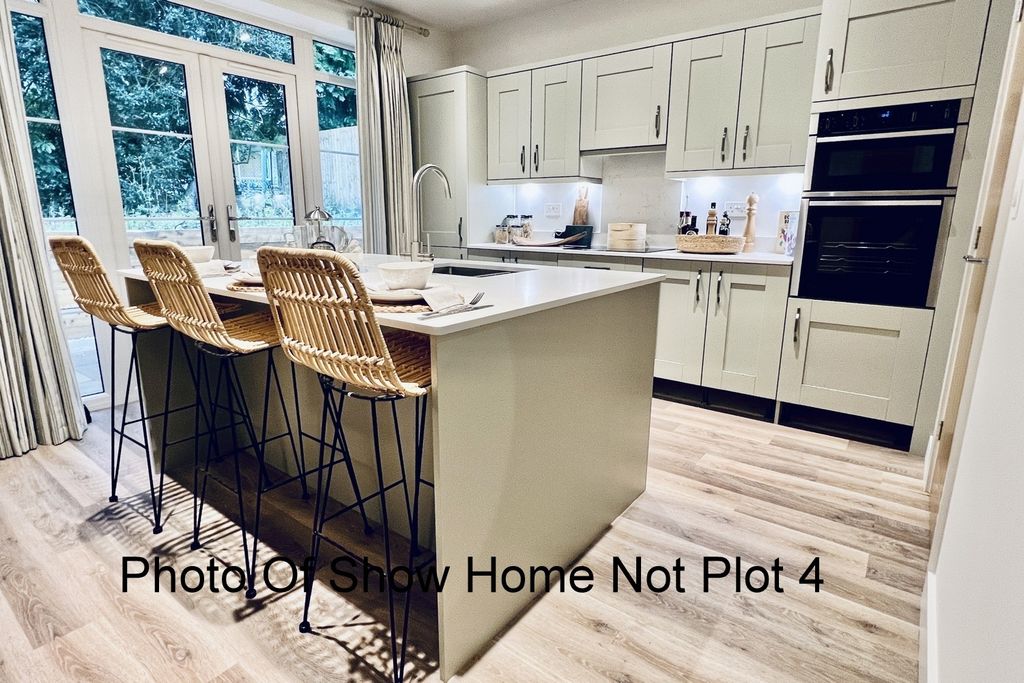 Property photo 2 of 12 Gallery