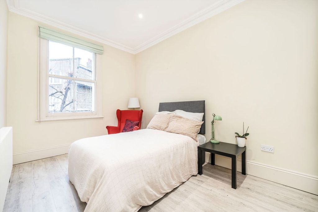 Property photo 2 of 5