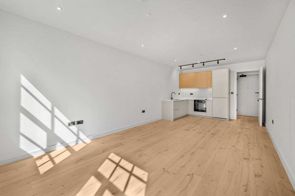 Property photo 1 of 8 Picture No. 08