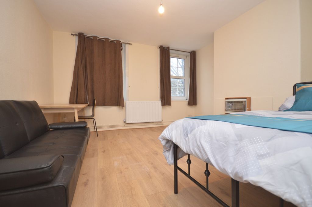 Property photo 2 of 6 Gallery