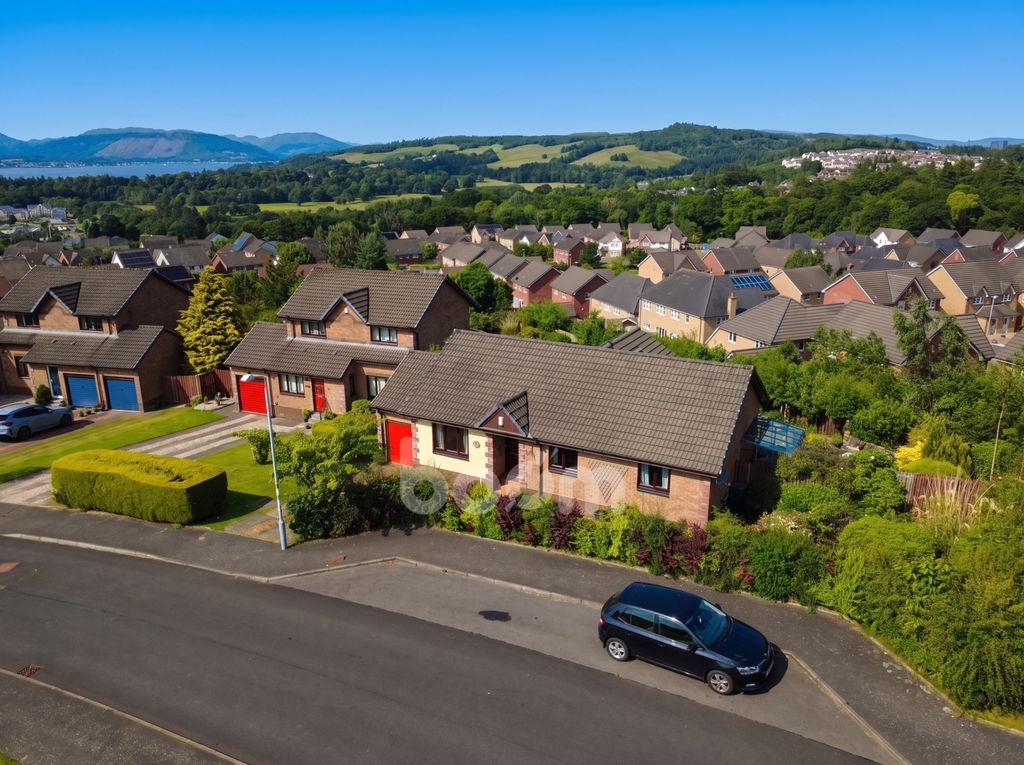 Property photo 1 of 28 Cullen Crescent, Inverkip Bungalow External One