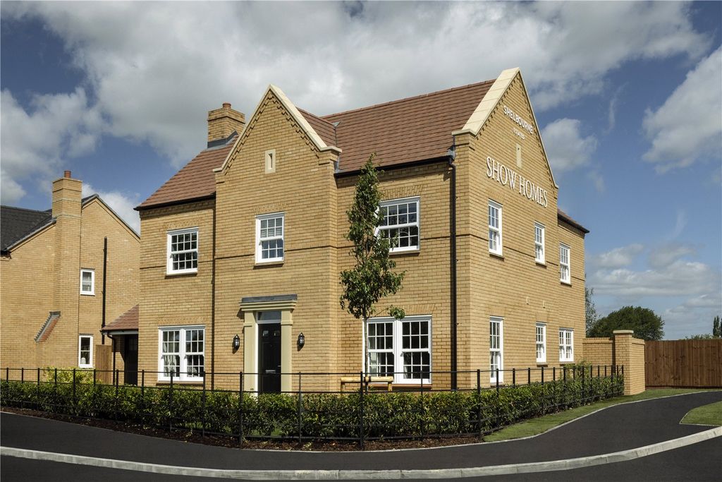 Property photo 1 of 14 Wimborne