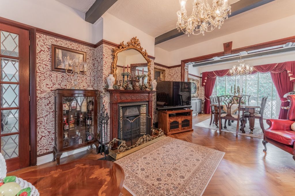 Property photo 3 of 38 5545685