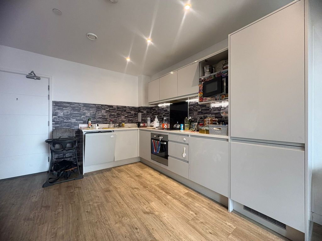 Property photo 2 of 9